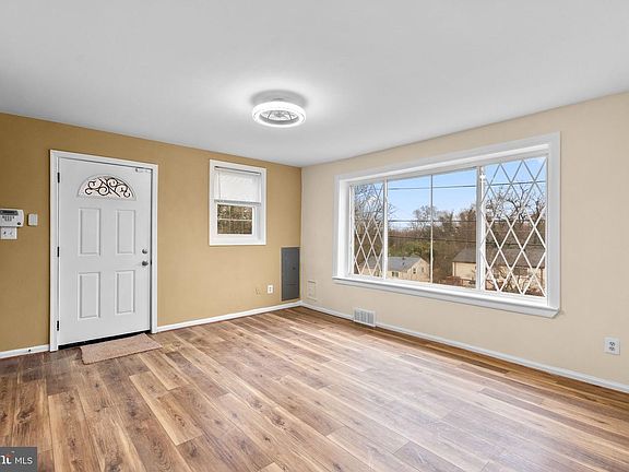 3rd image of 5815 66th Ave