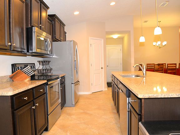 3rd image of 1411 Nochaway Dr