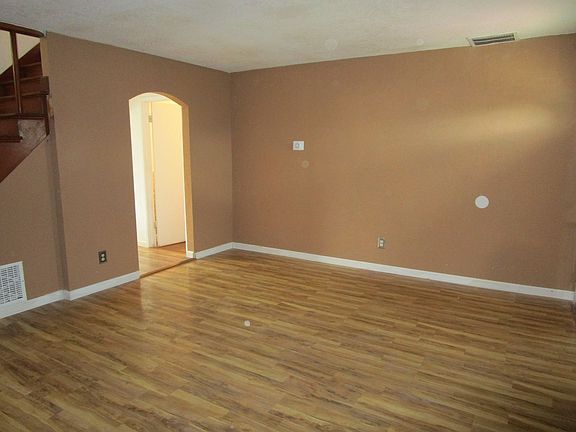5th image of 1342 McKinley St