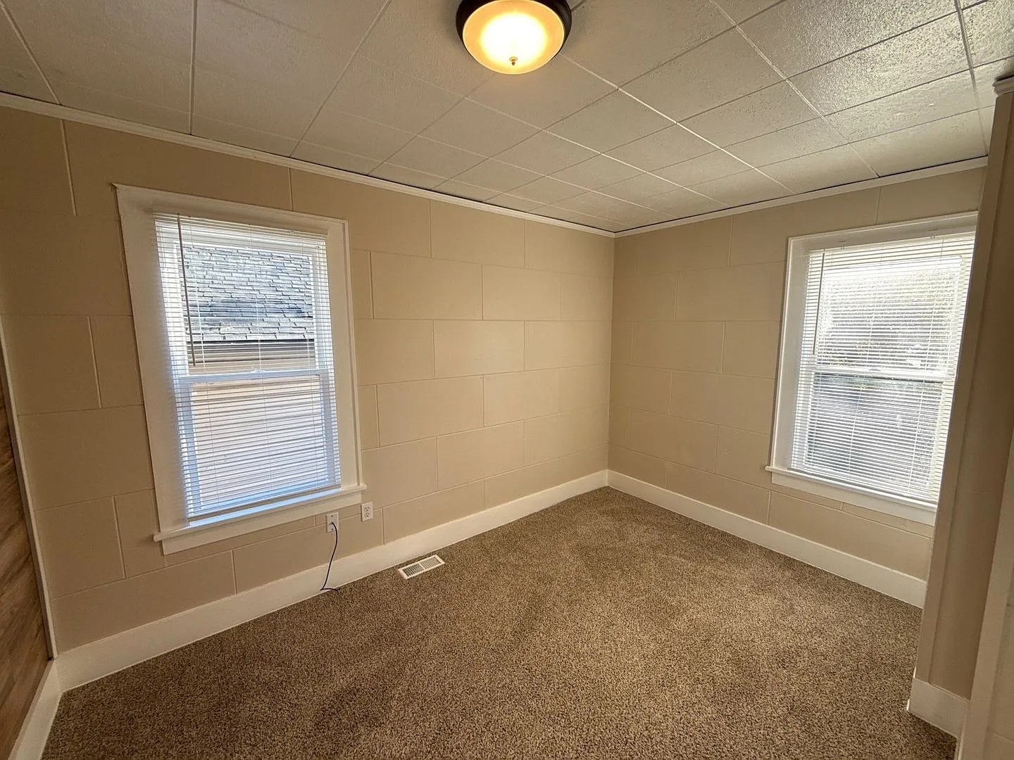 1 bed, 1.0 bath, 195 sqft, $550 — Photo 4