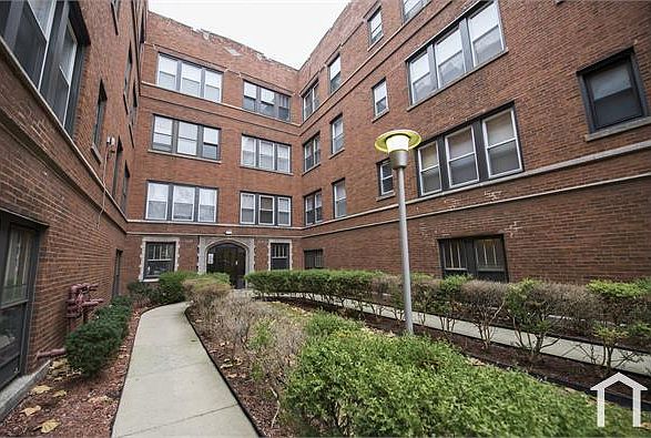 1st image of 11121 S Vernon Ave #C11111v