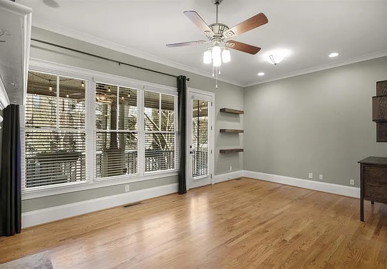 395 Laurent St NW #5 — Photo 14