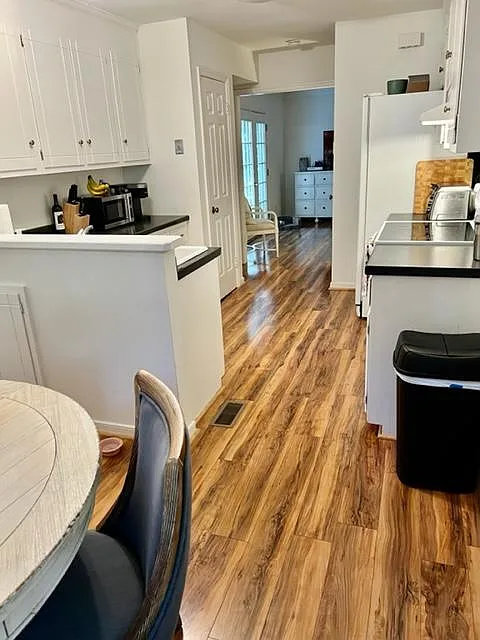 4 bed, 1753 sqft, $2,795 — Photo 3
