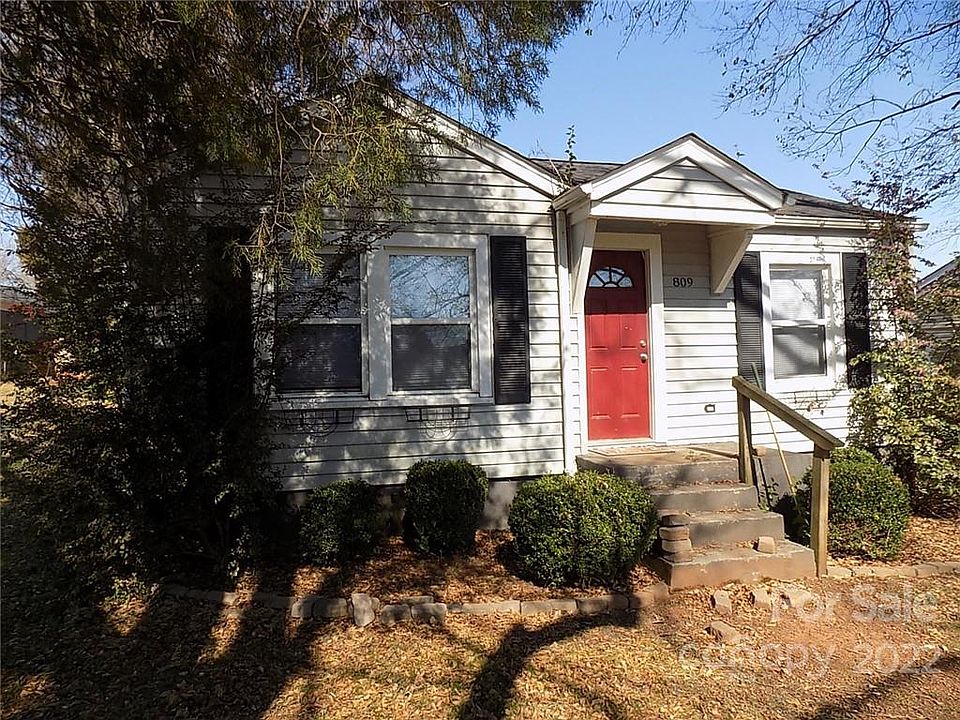 1st image of 809 E Catawba St