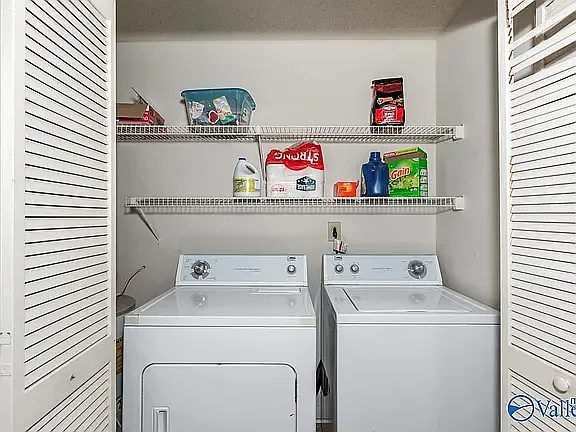 4952 Seven Pine Cir #4952 — Photo 5