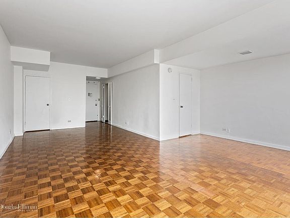 4th image of 155 W 68th St APT 2110