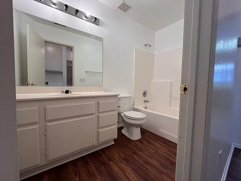 13430 Merry Oaks St — Photo 9