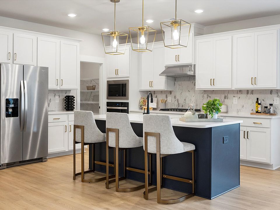 Welcome to the Sherwood model at Riverwood Farm.