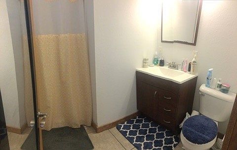 2nd image of 605 W Green St #40fc28ecb