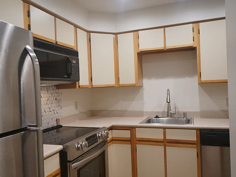 2805 Sundown Ln #312 — Photo 28