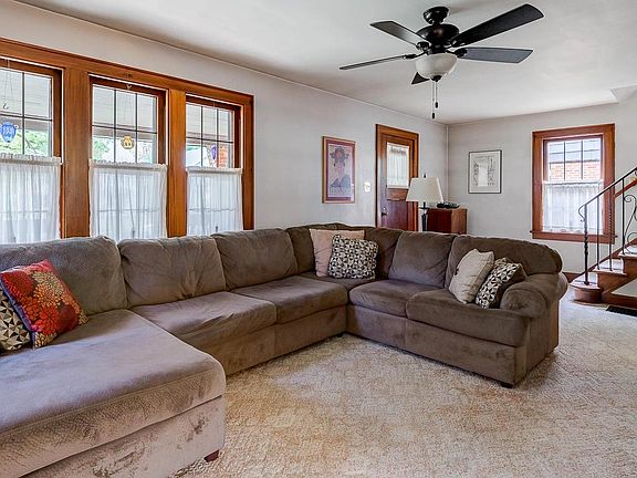 5th image of 458 Oakland Park Ave