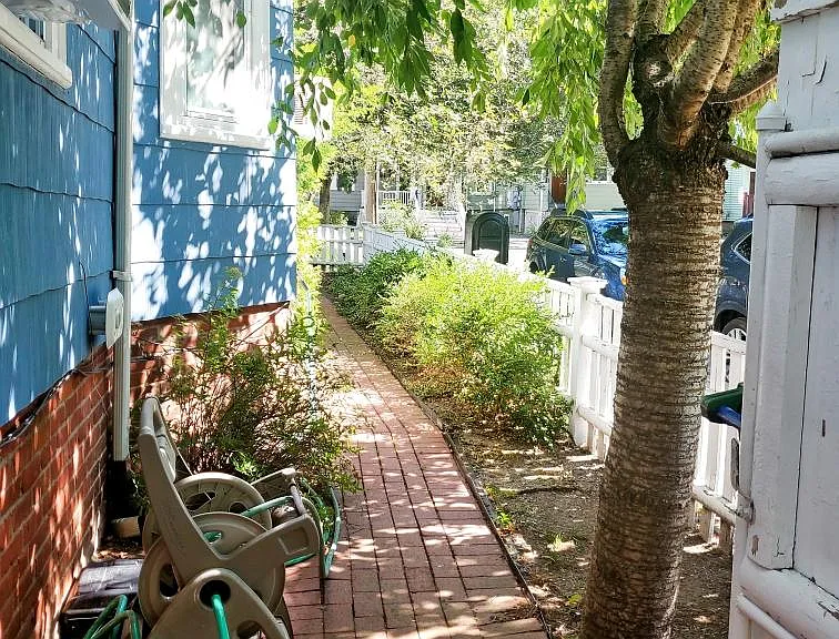 59 Cameron Ave — Photo 2