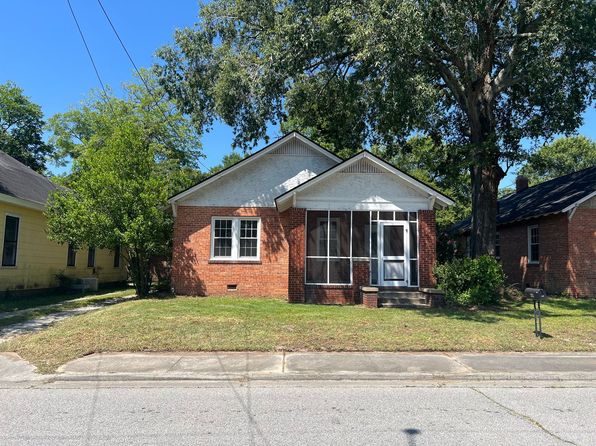 203 Church St NW