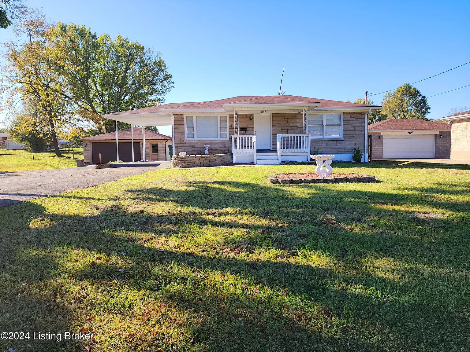 5502 Locust Way photo 1