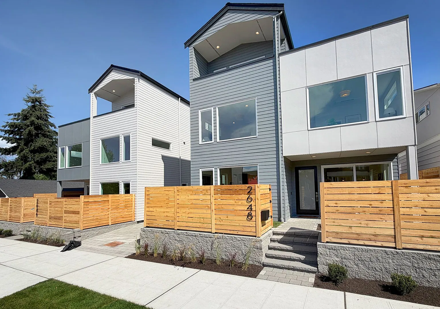 3Bd/2.75Ba Seattle Home — Photo 1