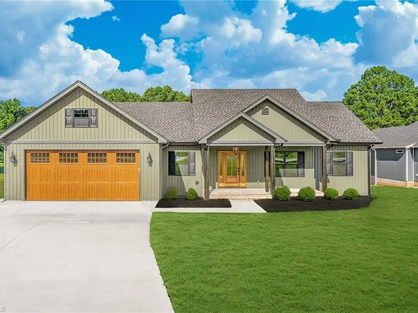 1281 Norman Shoaf Rd, Winston Salem, NC 27107