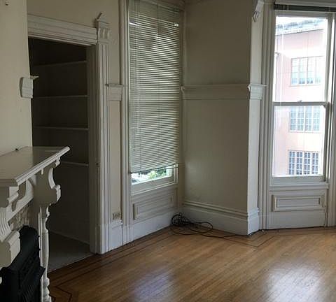4th image of 1863 Laguna St