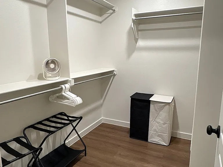 2139 Langford Ave — Photo 11