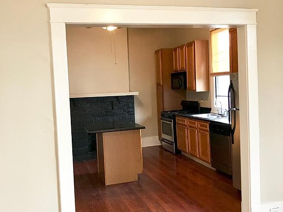4th image of 7438 Garfield St