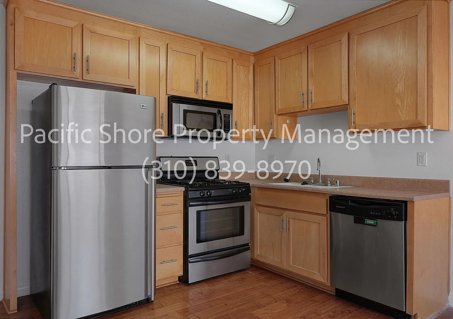 3610 Motor Apartments — Photo 4
