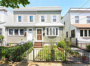 9011 185th St, Hollis, NY 11423