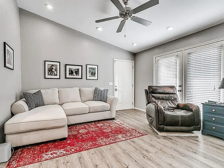 3003 River Oaks Dr #232 — Photo 7