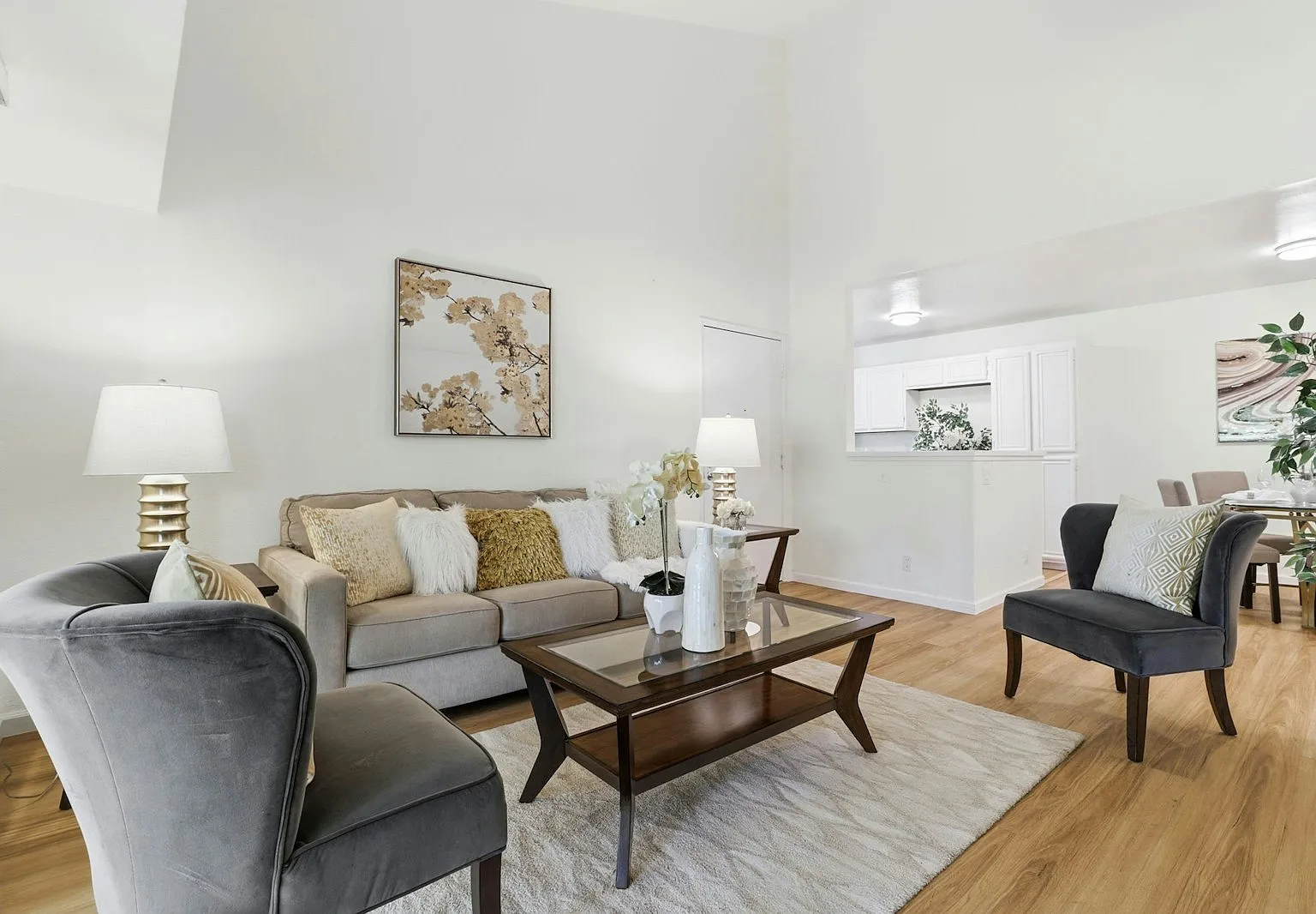 3685 Nutwood Terrace, Unit 313 — Photo 4