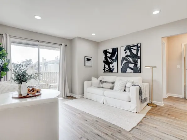 395 Imperial Way APT 328, Daly City, CA 94015
