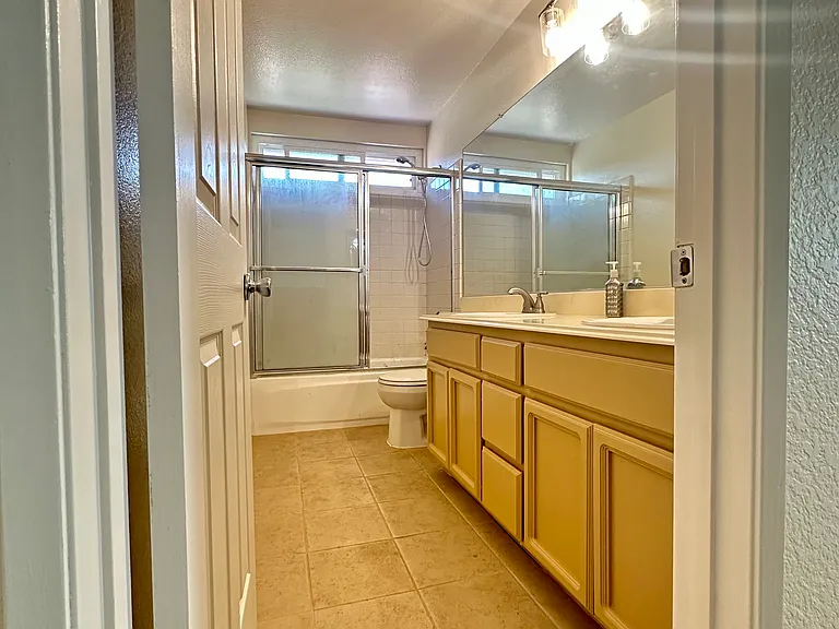 11875 Landbreeze Way — Photo 17