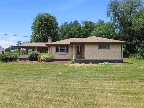 204 Marburger Rd, Evans City, PA 16033