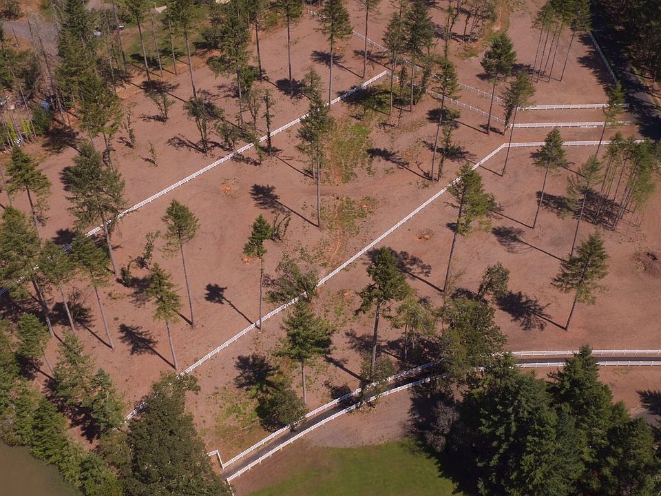 2nd image of Tanya Ln Lot 2