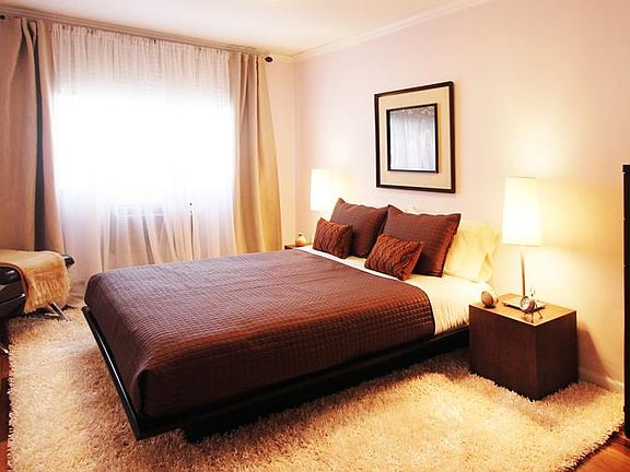 5th image of 313 W 82nd St APT 3B