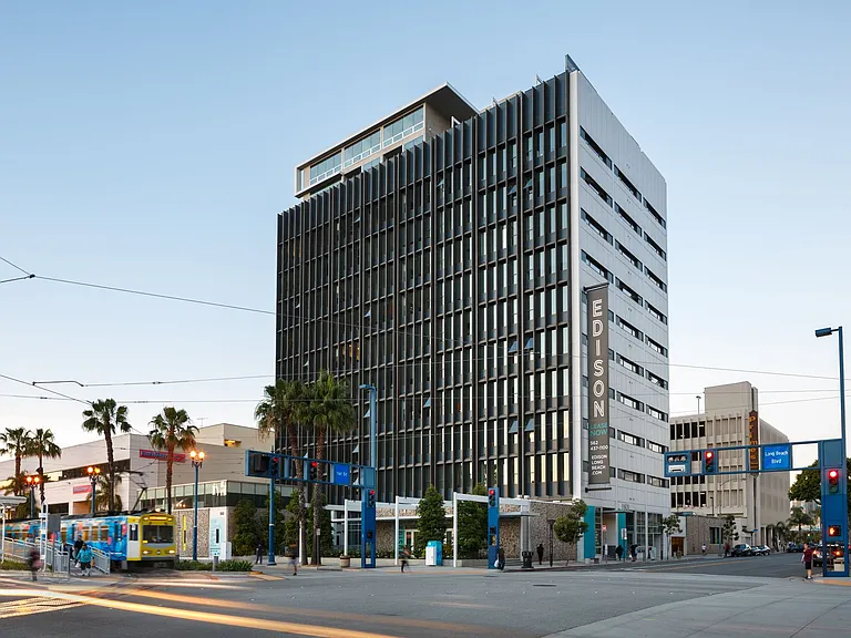Edison Long Beach — Photo 11