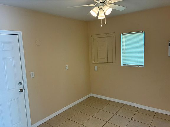 3rd image of 3391 Bohio St