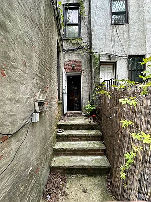 Rented by Lang Realty LLC | media 18