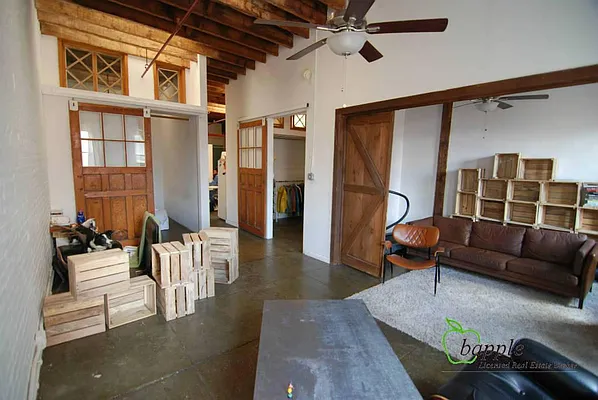 Rented by Bapple | media 41