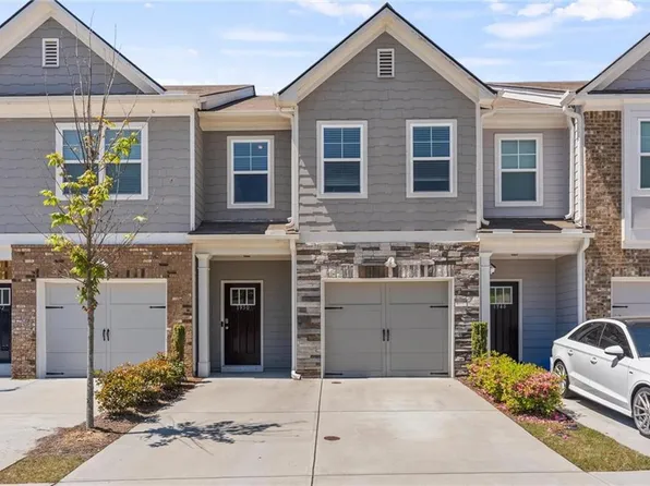 1950 Dillon Dr, Lithonia, GA 30058