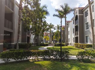 6851 SW 44th St APT 207, Miami, FL 33155