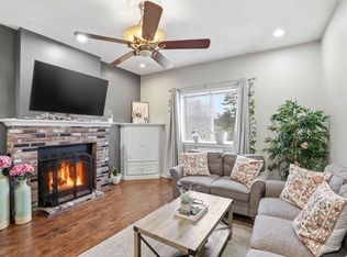 4 Erick Rd APT 99, Mansfield, MA 02048