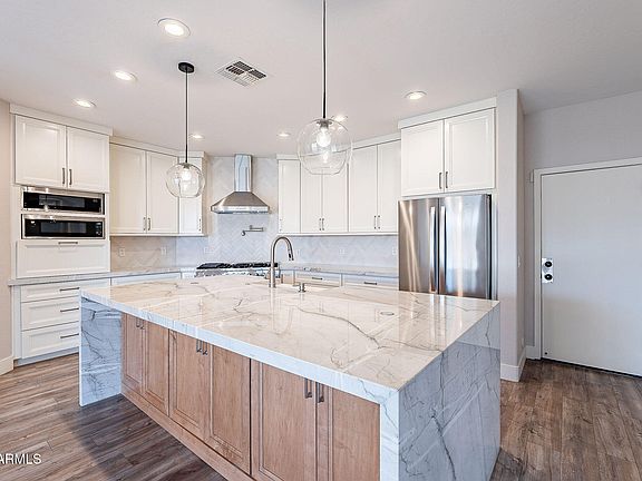 3rd image of 18430 E ASHRIDGE Drive