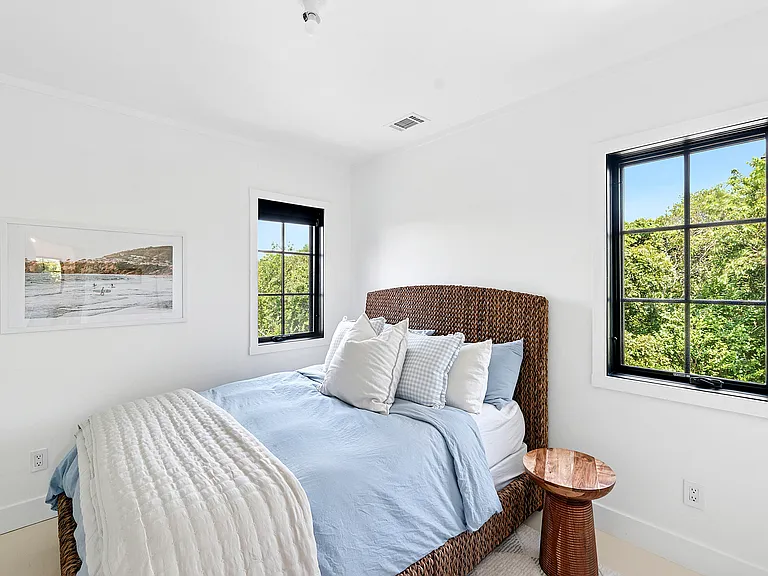 57 Seaview Ave — Photo 13