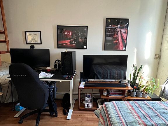 3rd image of 30 Chandler Sq #5