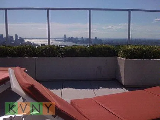 Sold by KVNY Soho | media 15