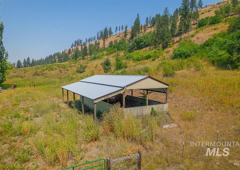1st image of LOT 2 Beaverslide Rd