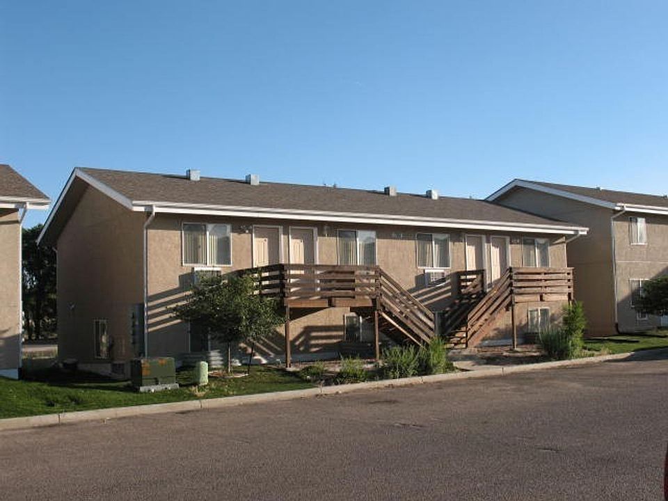 1st image of 1705 Oakshire Ln APT A