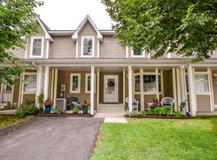 26 Drummond Dr, Penetanguishene, ON L9M0A2
