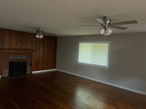 4th image of 1423 Arroyo Ave