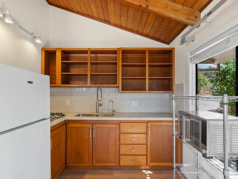 2986 Lower Kula Rd — Photo 10