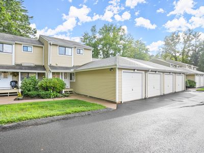 17 Wiggins Farm Drive #C, Simsbury, CT, 06070