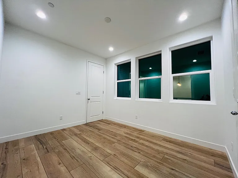 4366 Redrock Dr — Photo 24